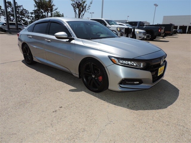 2018 Honda Accord Sport photo 3