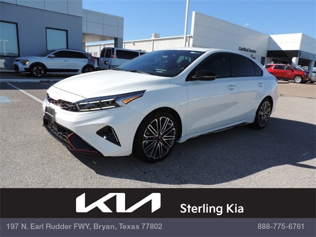 2023 Kia Forte GT's photo