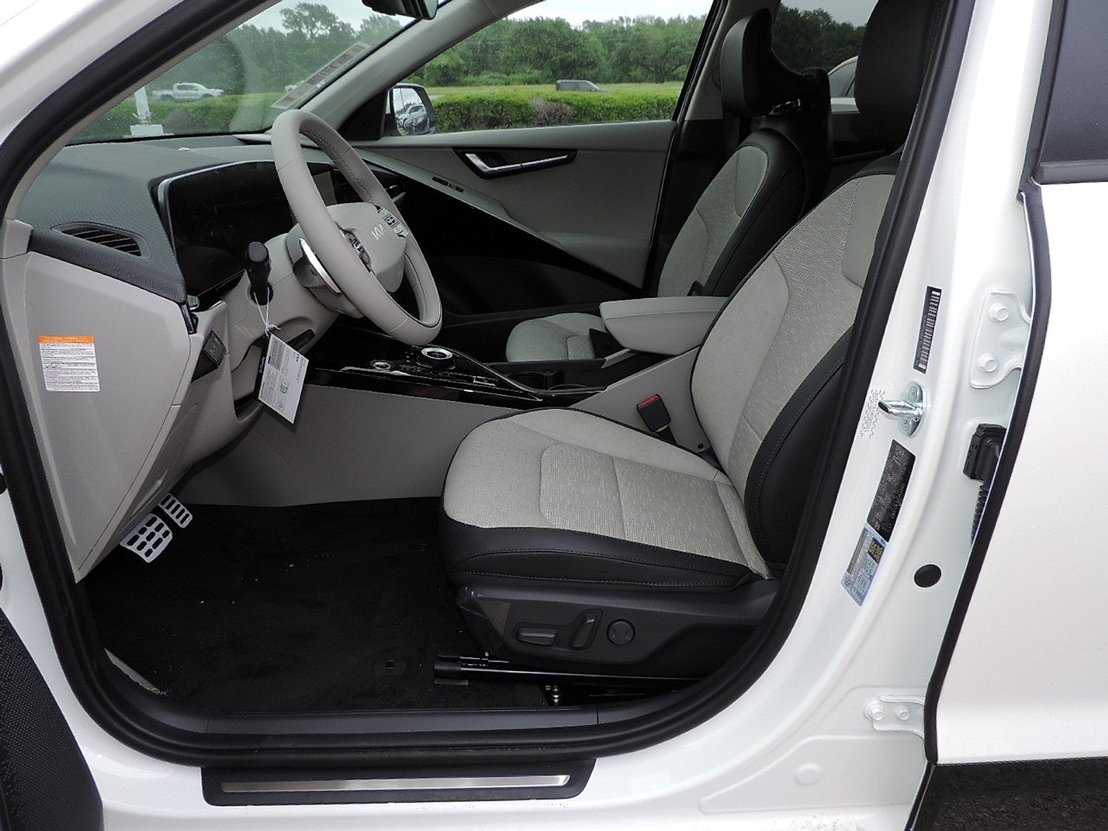 2023 Kia Niro Wave - Photo 14