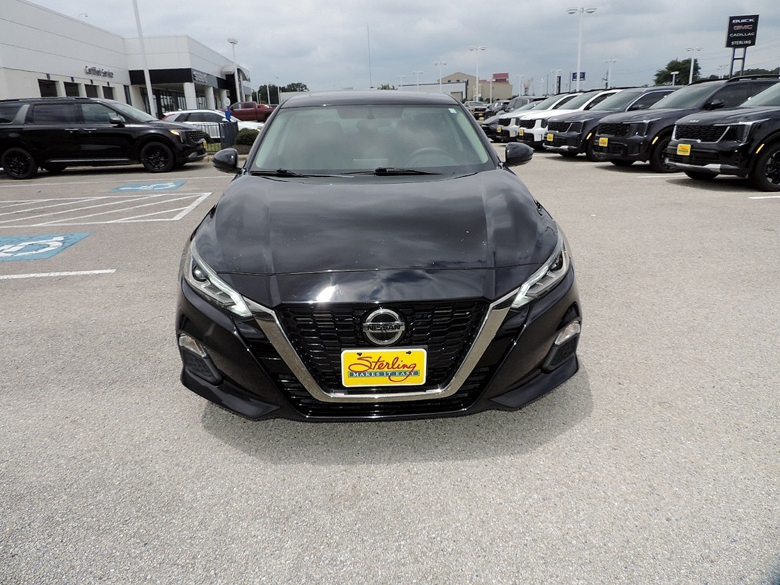 Used 2019 Nissan Altima SR with VIN 1N4BL4CV9KN308598 for sale in Bryan, TX