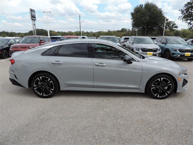 2023 Kia K5 GT-Line photo 4
