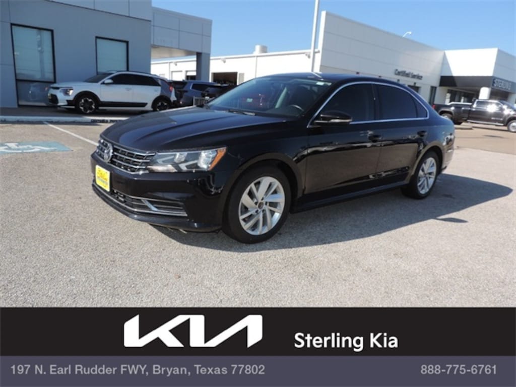 Used 2018 Volkswagen Passat 2.0T SE Sedan