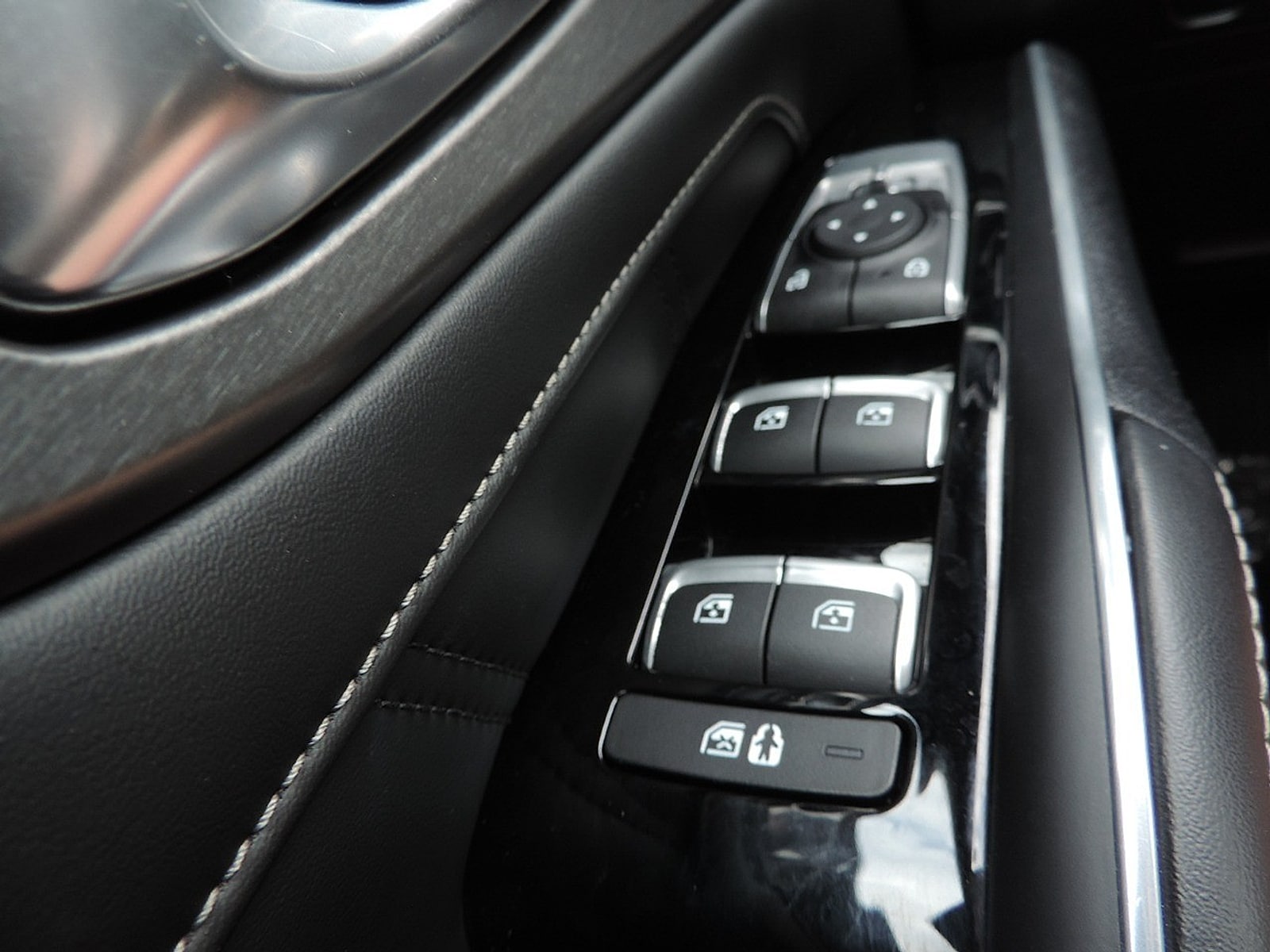 2021 Kia Sorento SX - Photo 26