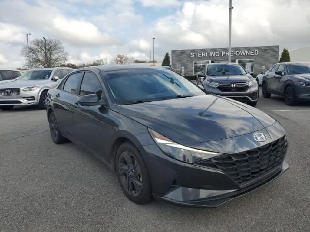 Used 2023 Hyundai Elantra SEL Sedan