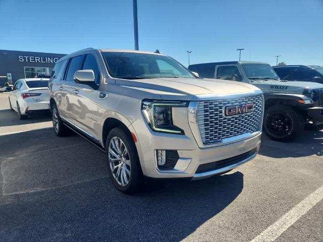 2022 GMC Yukon XL Denali's photo