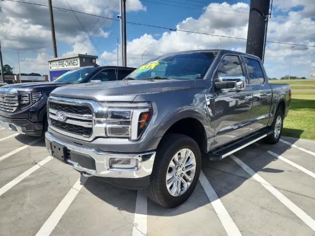 Used 2024 Ford F-150 Lariat Crew Cab Pickup