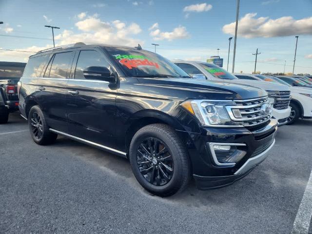 2019 Ford Expedition Limited's photo