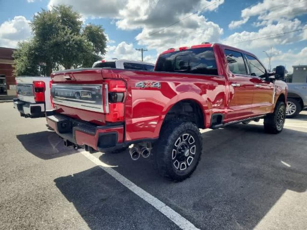 Used 2024 Ford F-250 Platinum Crew Cab Pickup
