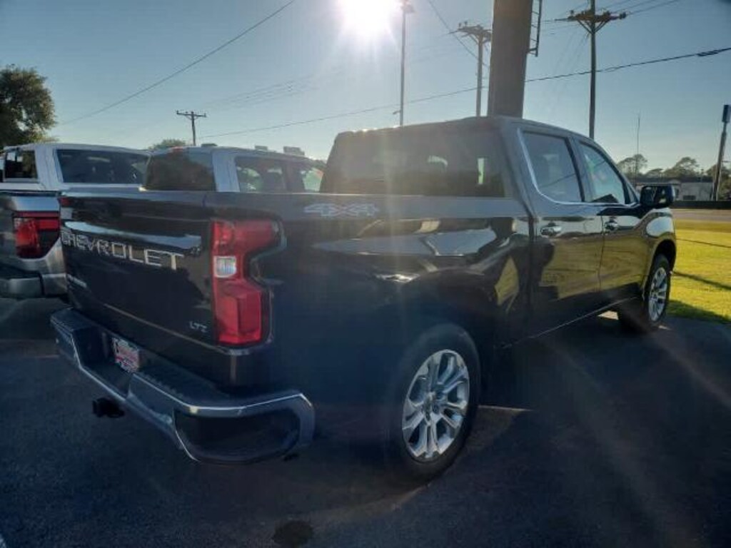 Used 2023 Chevrolet Silverado 1500 LTZ Crew Cab Short Bed Truck