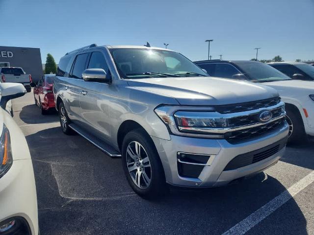 2022 Ford Expedition Limited's photo