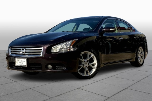 2014 Nissan Maxima SV's photo