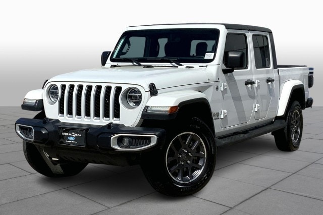 2021 Jeep Gladiator Overland's photo