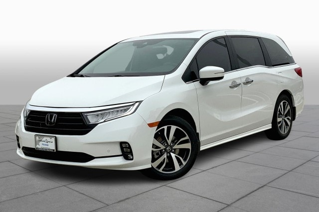 2023 Honda Odyssey Touring's photo