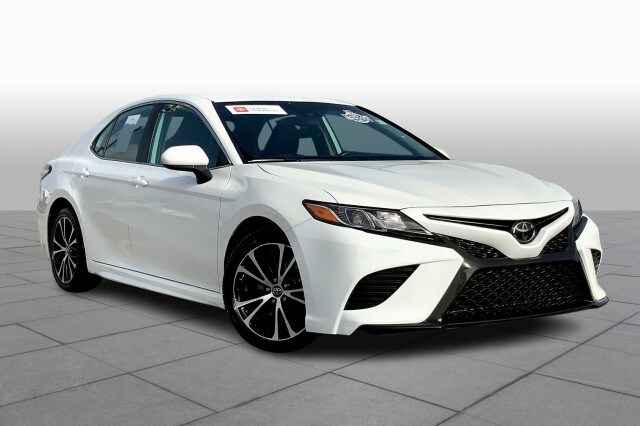 Certified 2020 Toyota Camry SE with VIN 4T1G11AK4LU874782 for sale in Houston, TX