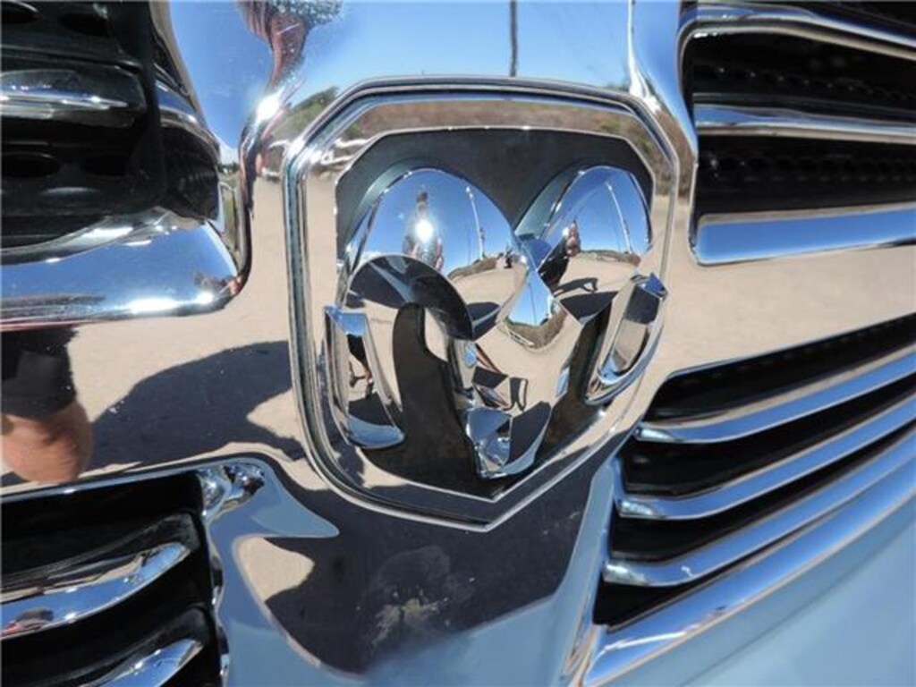 Used 2016 Ram 1500 SLT Truck Crew Cab