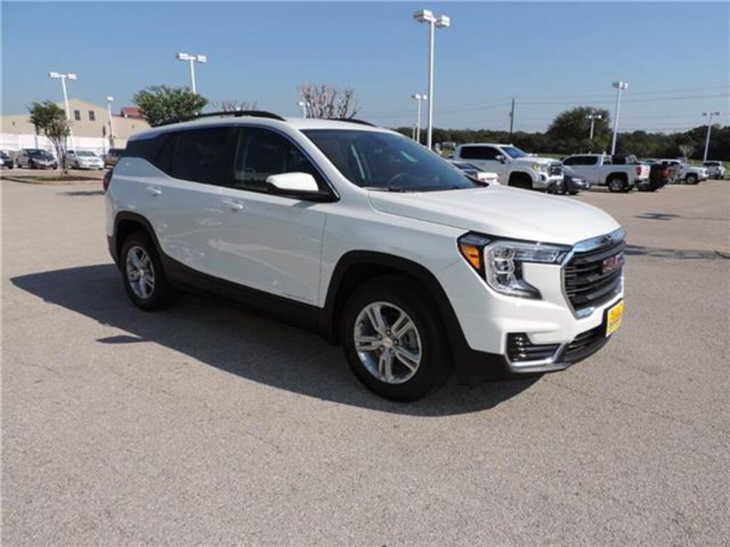 New 2022 GMC Terrain SLE SUV
