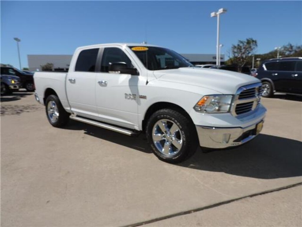 Used 2016 Ram 1500 SLT Truck Crew Cab