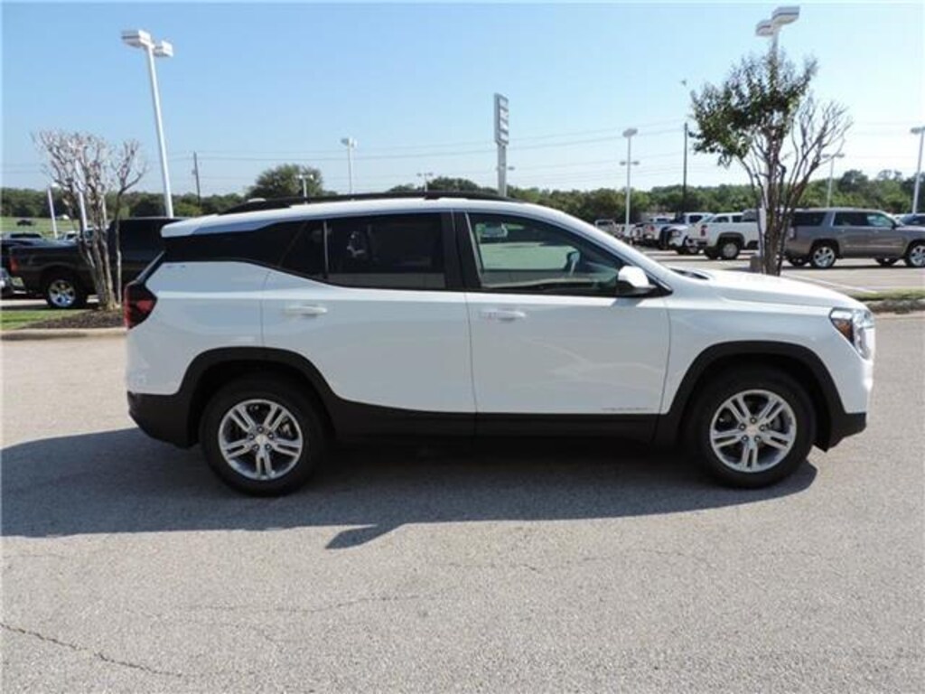 New 2022 GMC Terrain SLE SUV