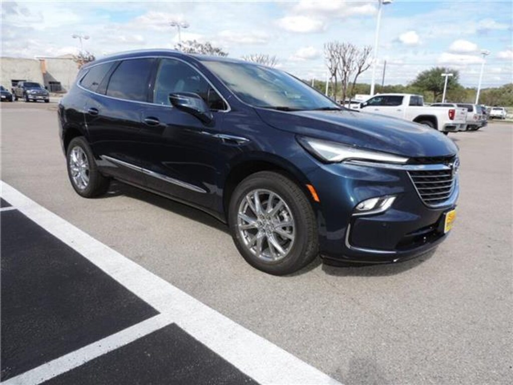 New 2023 Buick Enclave Essence SUV