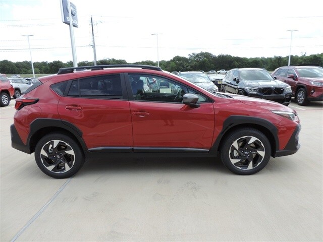 2025 Subaru Crosstrek Limited photo 4