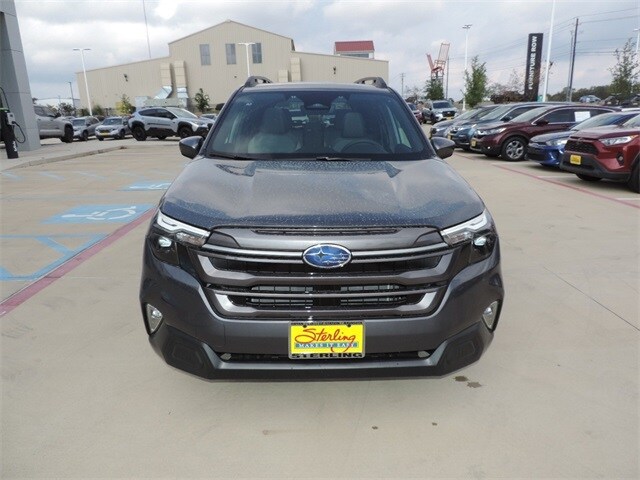 2026 Subaru Forester Premium photo 2