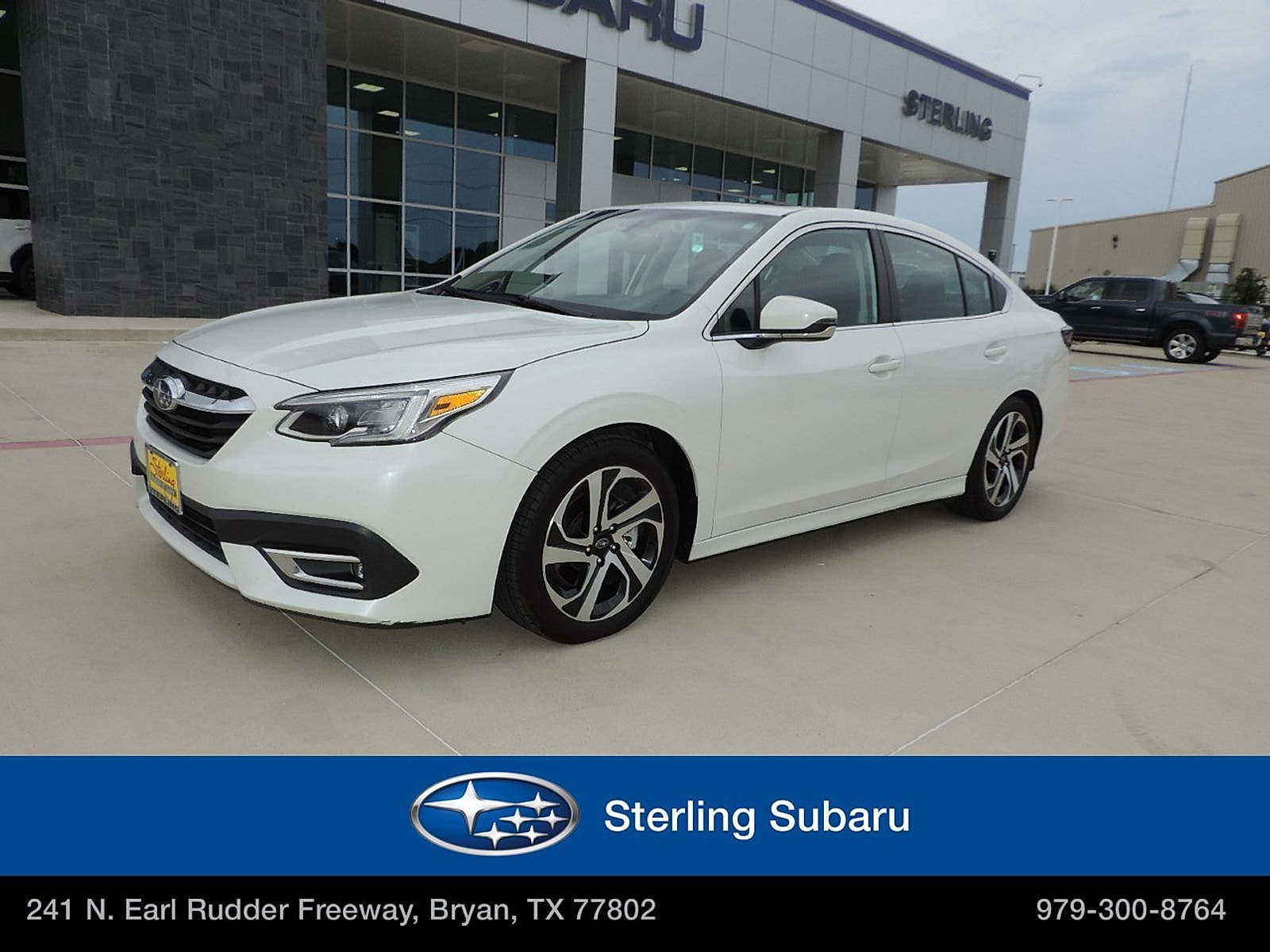2022 Subaru Legacy Limited's photo