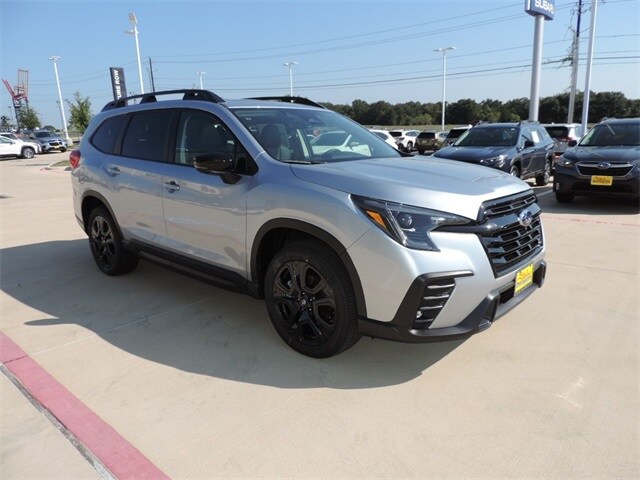 2025 Subaru Ascent Onyx Edition Touring photo 2