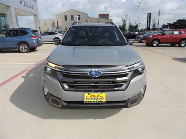 2025 Subaru Forester Limited photo 2