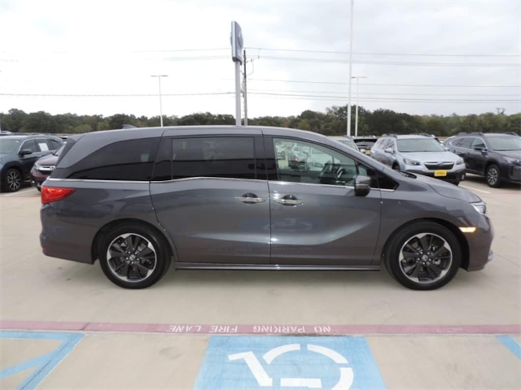Used 2024 Honda Odyssey Elite Van