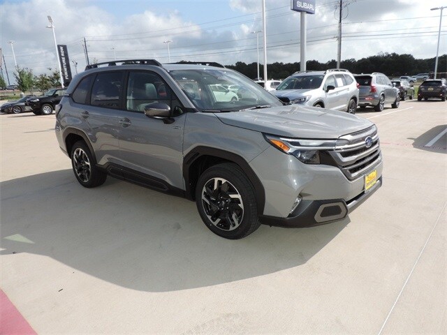 2025 Subaru Forester Limited photo 3