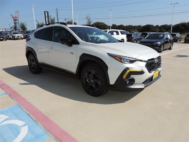 2025 Subaru Crosstrek Sport photo 2