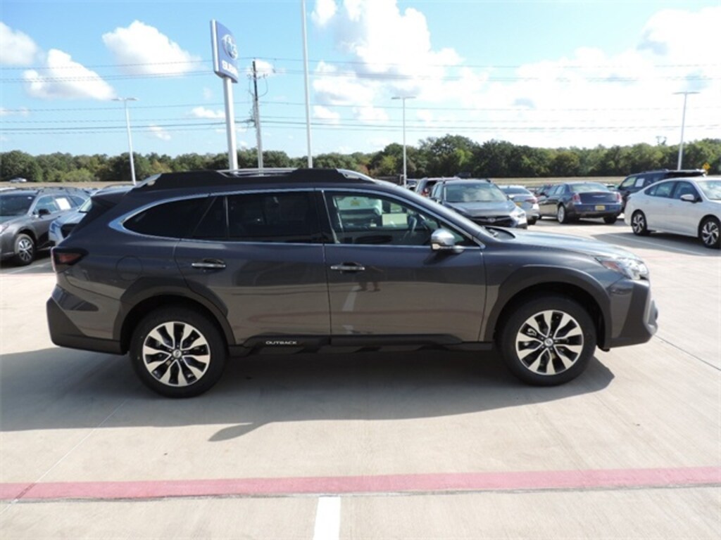 New 2025 Subaru Outback Touring SUV