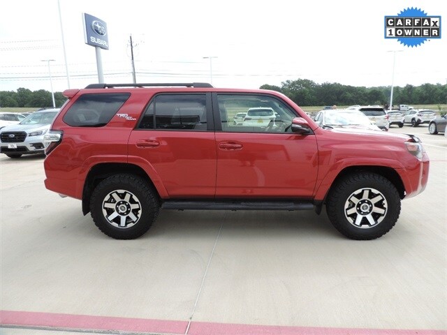 2021 Toyota 4Runner TRD Off-Road Premium photo 2