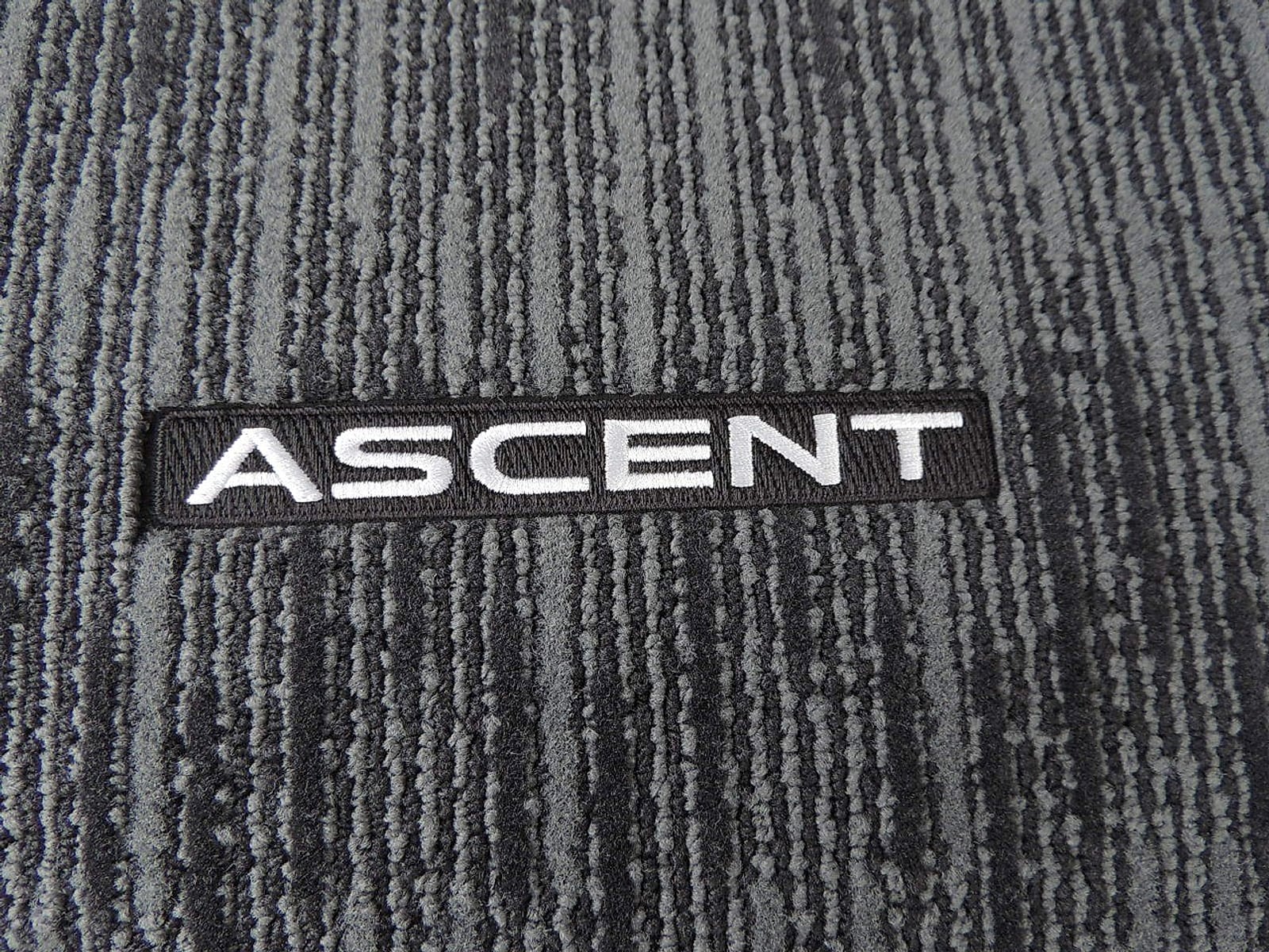 2026 Subaru Ascent Premium - Photo 11