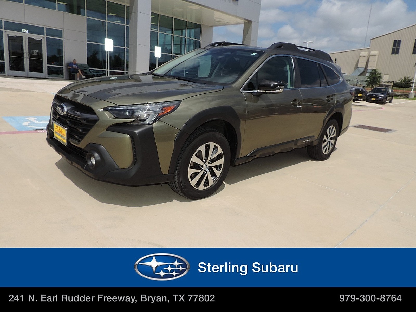 2024 Subaru Outback Premium's photo