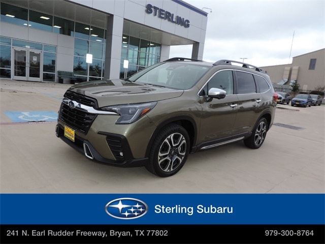 2023 Subaru Ascent Touring's photo