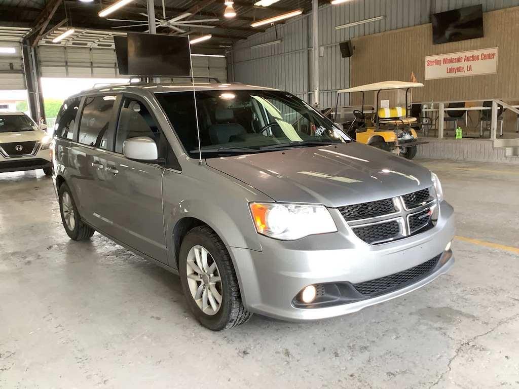 Used 2019 Dodge Grand Caravan SXT Van Passenger Van