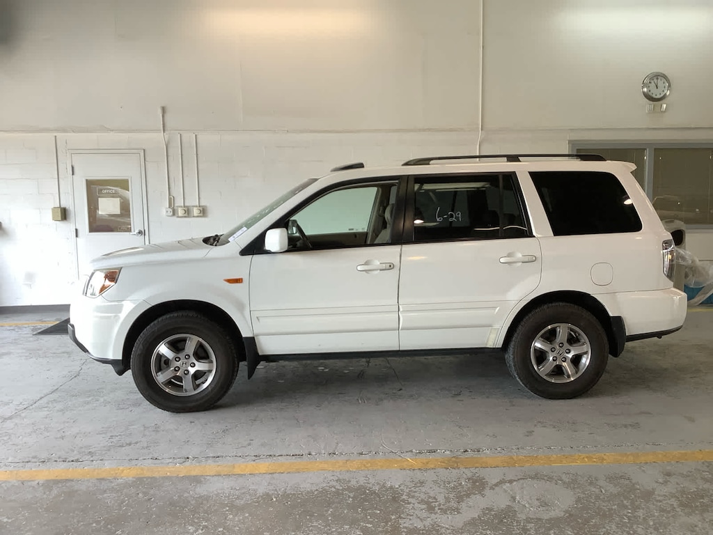 Used 2007 Honda Pilot EX-L w/Navigation System SUV