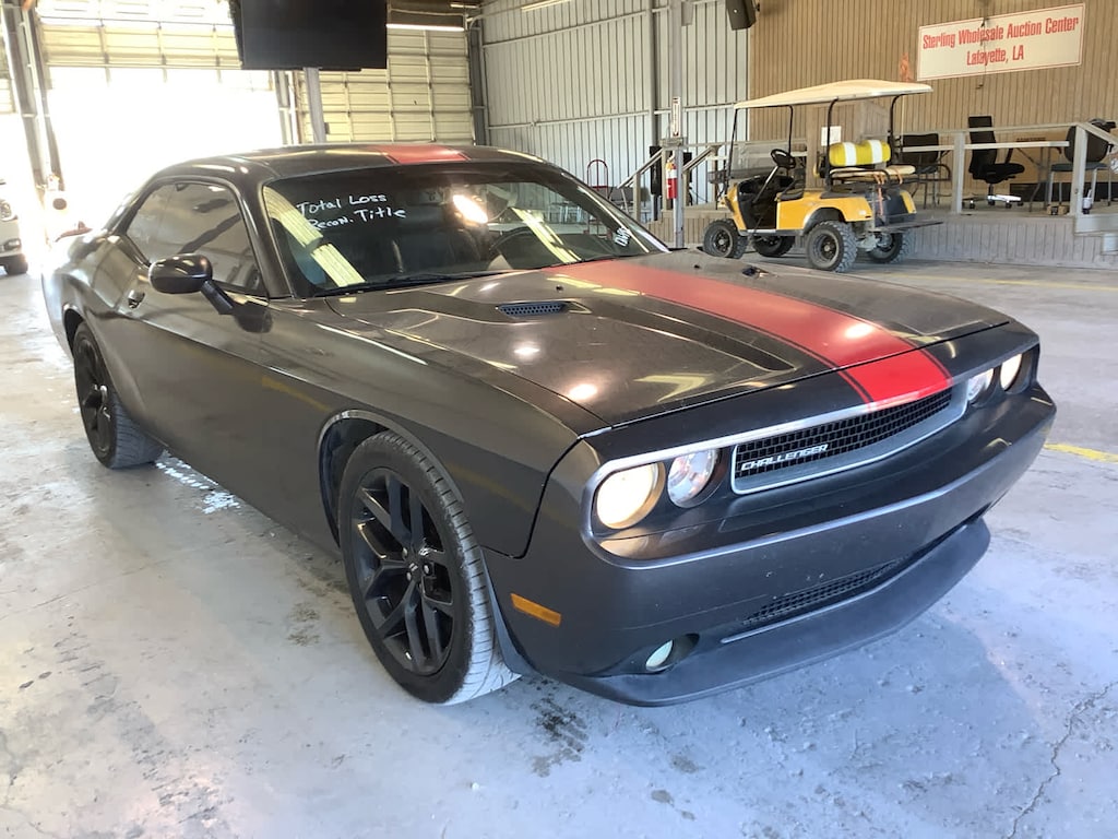 Used 2014 Dodge Challenger SXT Coupe
