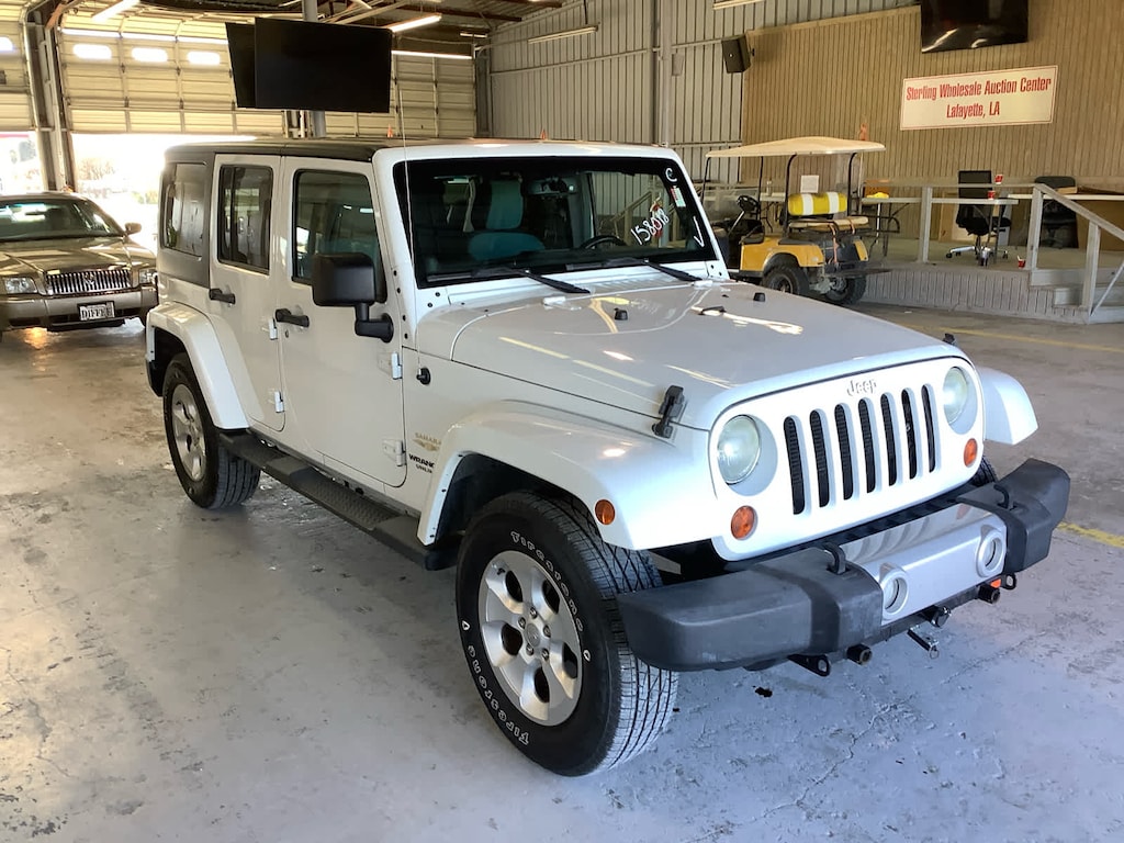 Used 2013 Jeep Wrangler Unlimited Sahara SUV