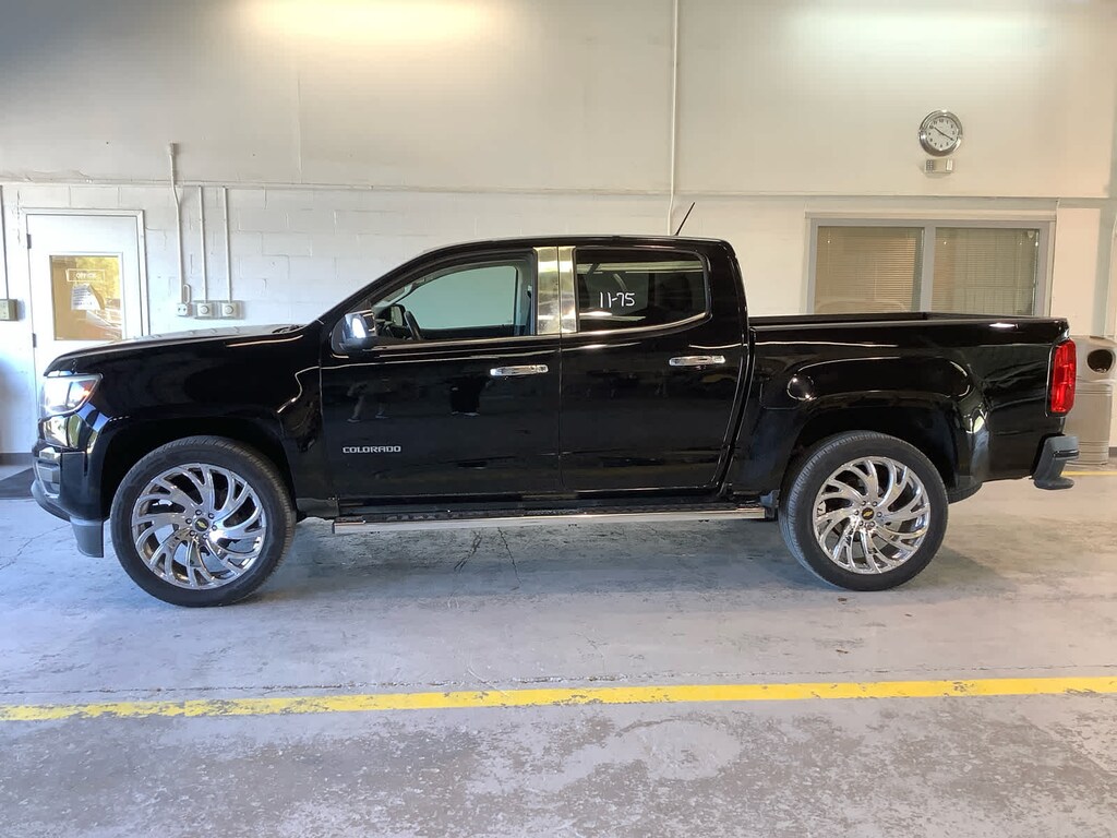 Used 2018 Chevrolet Colorado WT Truck Crew Cab