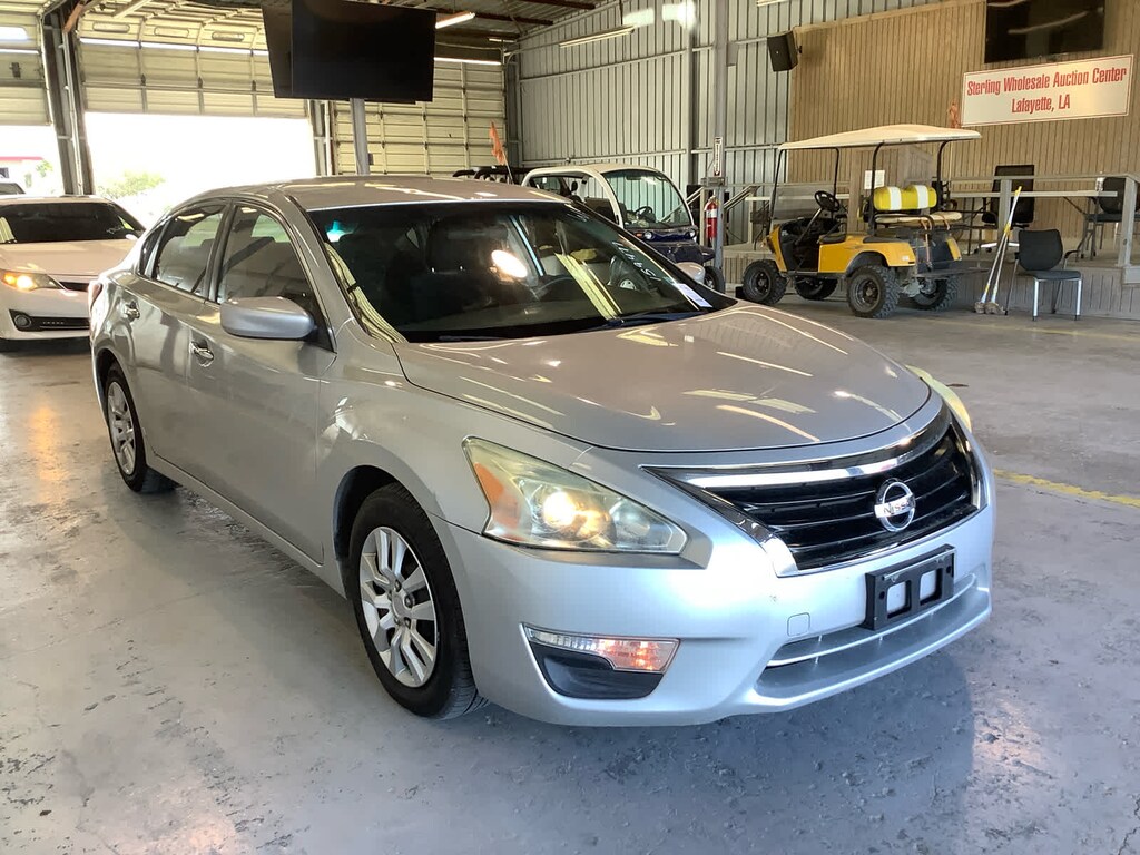 Used 2013 Nissan Altima 2.5 S Sedan