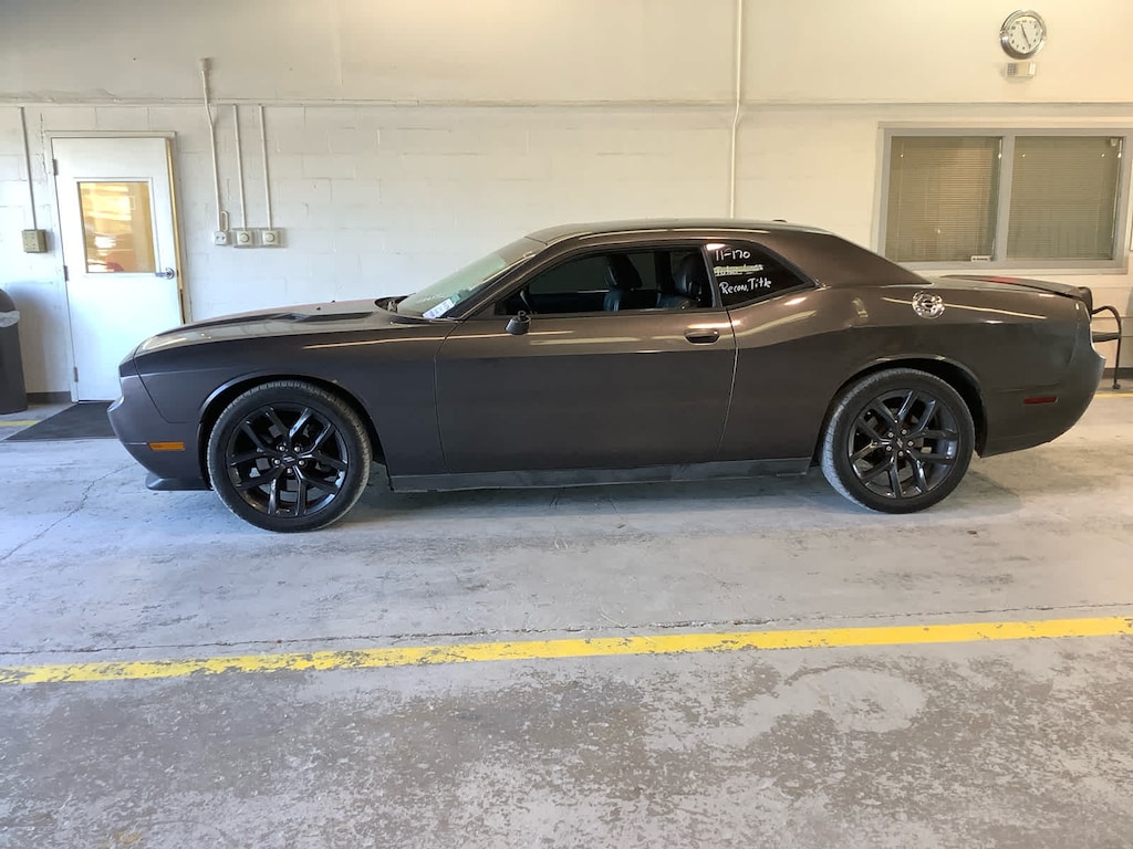 Used 2014 Dodge Challenger SXT Coupe