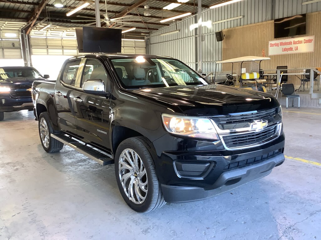 Used 2018 Chevrolet Colorado WT Truck Crew Cab