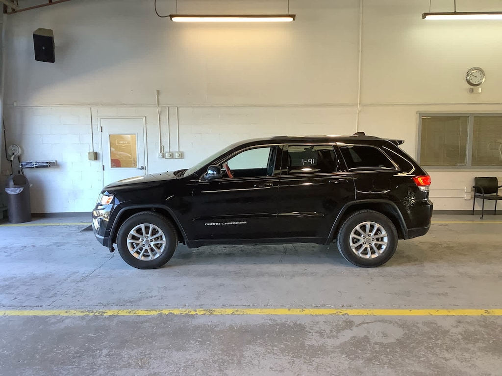 Used 2016 Jeep Grand Cherokee Laredo RWD SUV