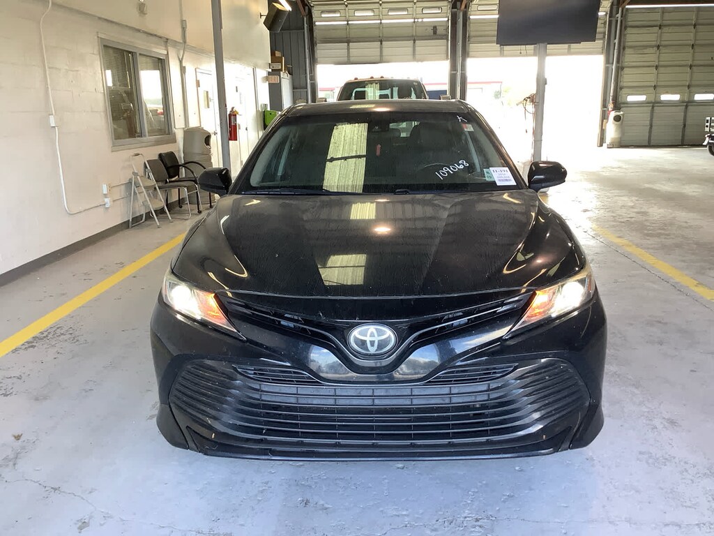 Used 2018 Toyota Camry LE Sedan