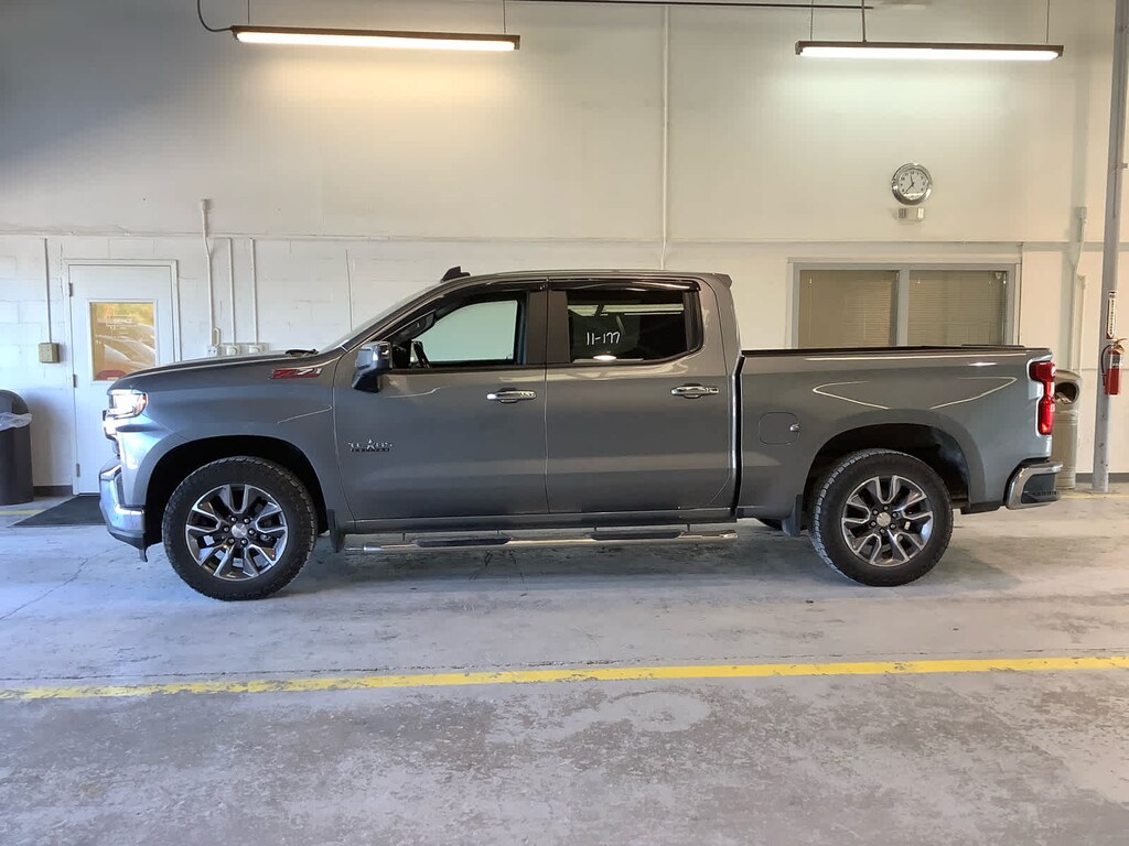 Used 2020 Chevrolet Silverado 1500 LT Truck Crew Cab