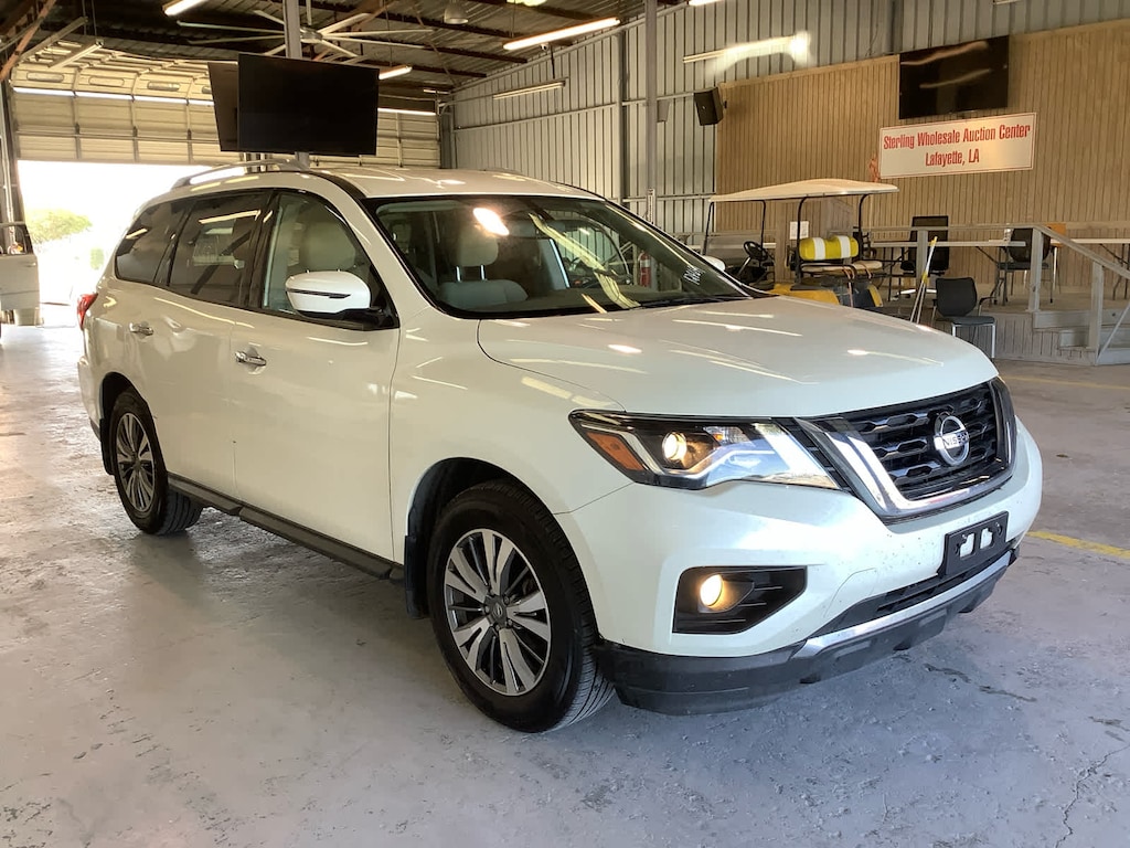 Used 2020 Nissan Pathfinder SV SUV