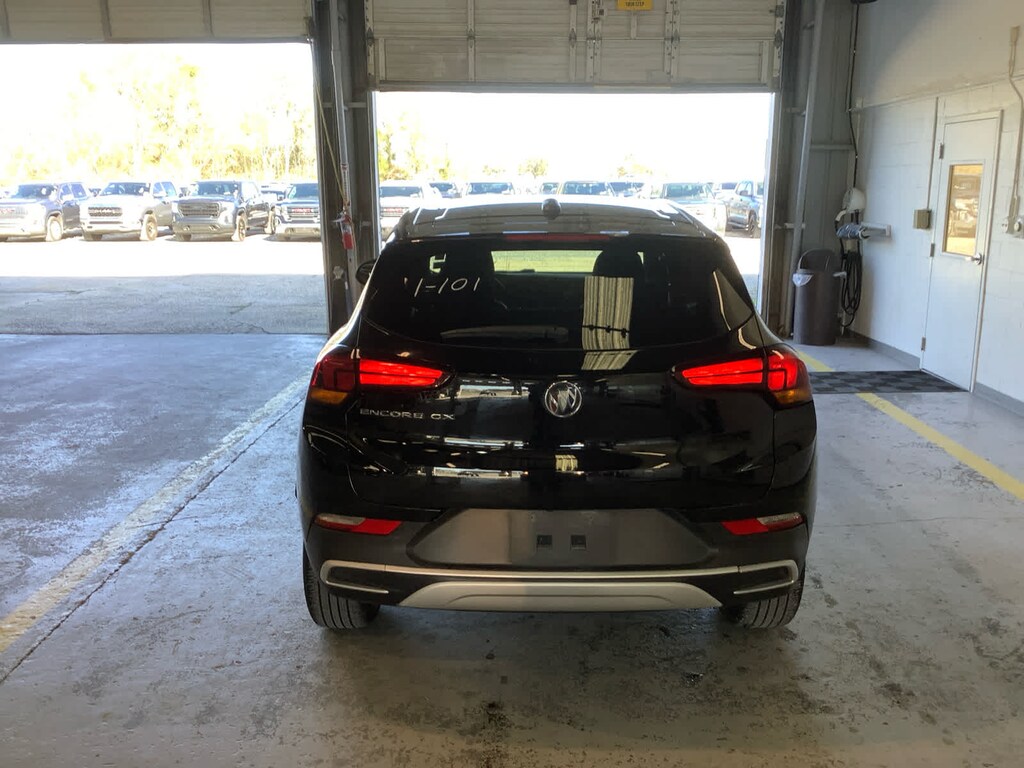 Used 2023 Buick Encore GX Preferred SUV