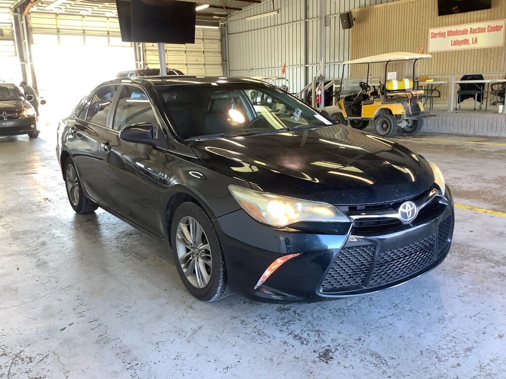 Used 2015 Toyota Camry XLE Sedan